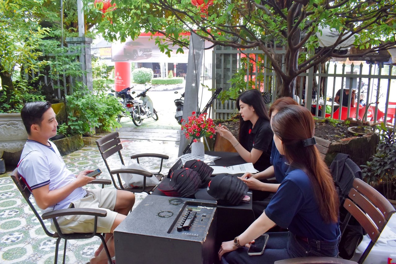 Không gian Cafe Thủy Mộc nơi diễn ra sự kiện lái thử xe Mitsubishi Cần Thơ